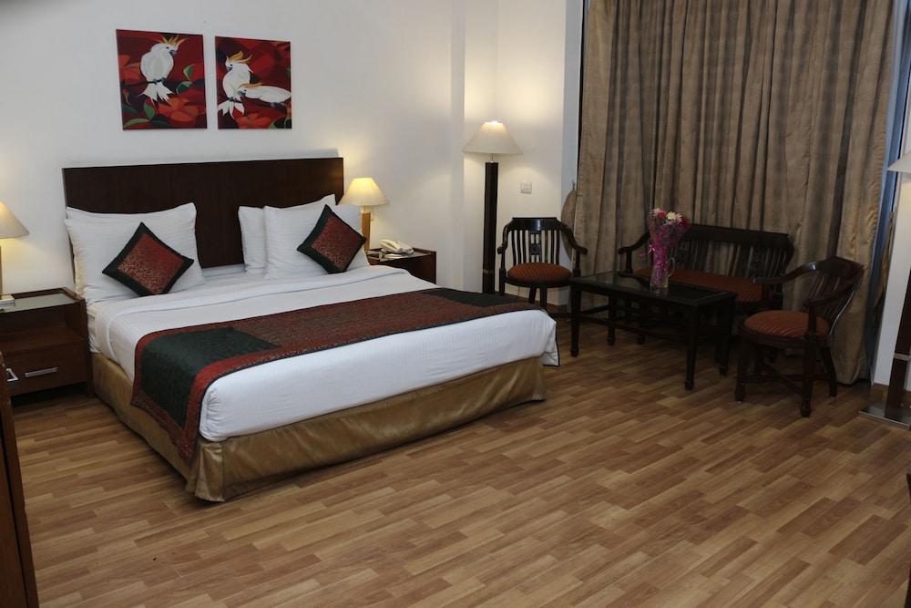 Goodwill Hotel New Delhi Exterior photo