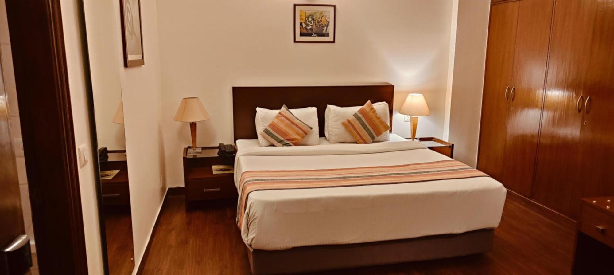 Goodwill Hotel New Delhi Exterior photo